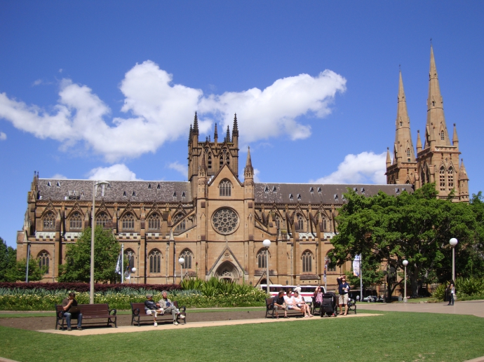 悉尼圣玛丽大教堂(St Mary's Cathedral)始建于1821年，是澳大利亚规模最大、最古老的宗教建筑，被称为“澳大利亚天主教堂之母”。