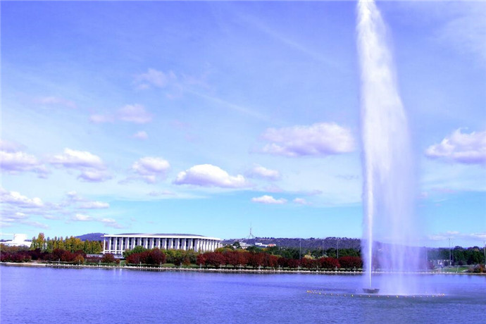 澳大利亚墨尔本+凯恩斯+布里斯班+黄金海岸+悉尼10日游·神仙企鹅归巢+小火车+悉尼歌剧院入内+堪培拉+双礁