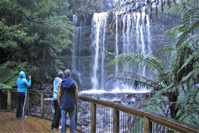 占地165.65平方公里，是塔岛最古老的国家公园之一，是一个比较原始的森林公园，Tall Trees Walk是徒步者的天堂，值得一去，有几人合抱的参天大树可以震撼到游客。