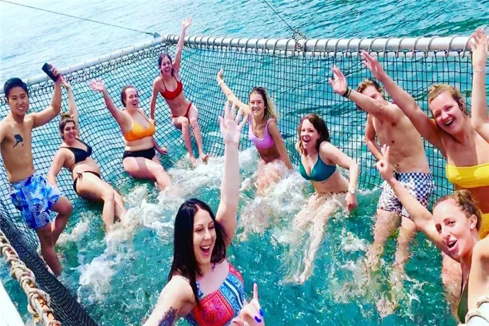 澳大利亚悉尼3日周边游：史蒂芬港+海豚游船+滑沙+蓝山缆车+鲁拉小镇+三姐妹峰+悉尼歌剧院+情人港