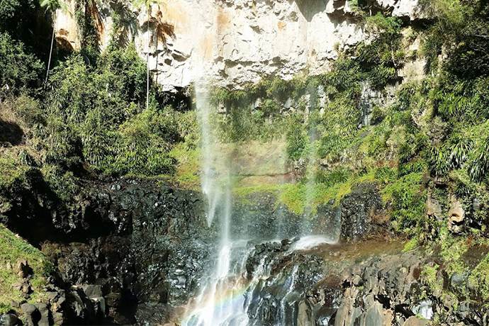 黄金海岸春溪国家公园双子瀑布景区