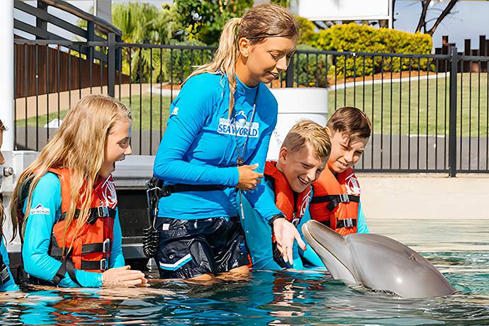 澳大利亚黄金海岸+墨尔本6日5晚双城游 ·【休闲亲子家庭游】华纳电影世界+水路鸭子+Q1观光塔+十二门徒+神仙企鹅归巢