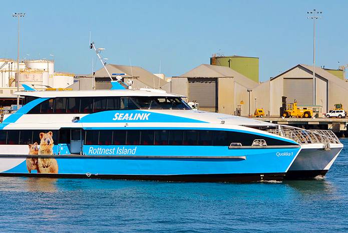 澳大利亚珀斯旅游3日游·【玩美之旅】天鹅钟塔+国王公园+弗里曼特尔+沙丘滑沙+活海洋迭层石+尖峰石阵+龙虾套餐+罗特尼老鼠岛