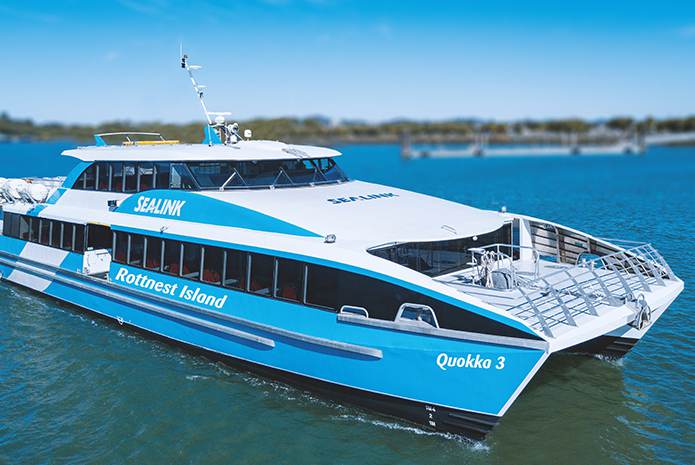 澳大利亚悉尼+西澳珀斯+悉尼+墨尔本11日包车游-【东西澳精品】波浪岩+约克镇+老鼠岛+粉红湖+天鹅谷酒庄+弗里曼特尔监狱+悉尼一日自由活动+蓝山+大洋路+十二门徒+蒸汽小火车+亚拉河谷