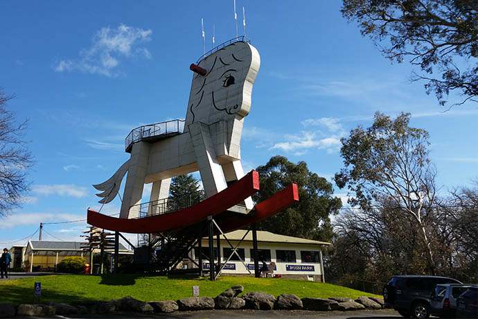 阿德莱德摇摆的木马