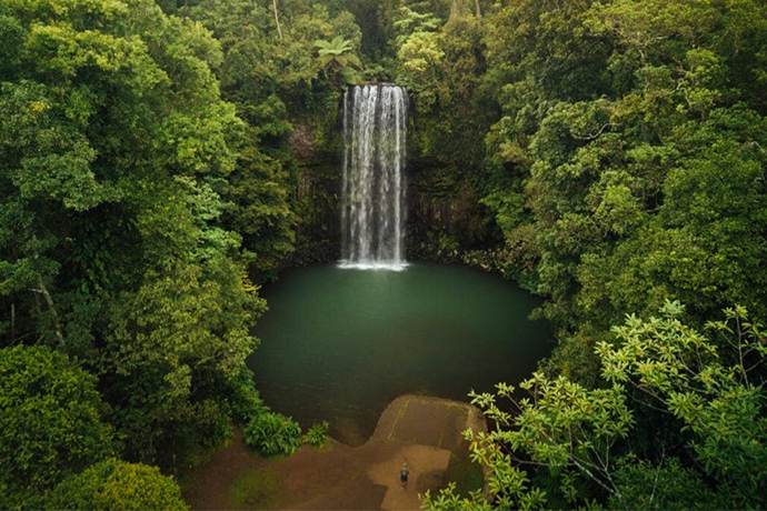 凯恩斯米拉米拉瀑布风景