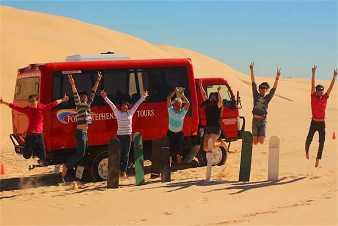 悉尼史蒂芬港一日,海岸高耸沙丘滑沙,尼尔森湾和茶园 伊鲁坎吉鲨鱼&鳐鱼馆-全天11小时