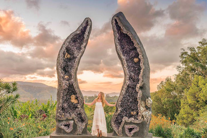 黄金海岸水晶城堡是一家拥有全球最大紫水晶洞的专门水晶主题公园