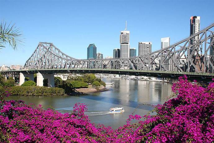 布里斯班+海豚岛2日游-库沙山,植物园,袋鼠岬,南岸公园,龙柏考拉园-天阁露玛海豚岛海洋探索,四驱滑沙2选1+亲手喂食海豚（包含门票,船票,接送）